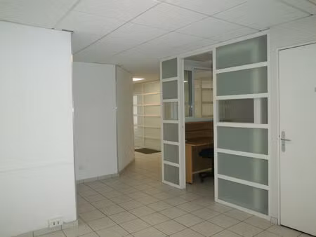 vente bureau 7 pièces 146 m² saint-nazaire (44600)