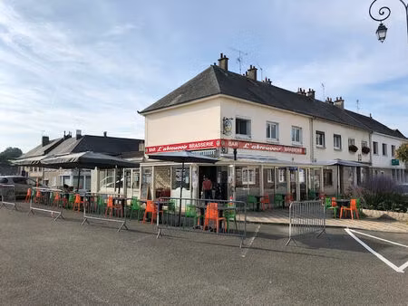 vente commerce 133 m² aumale (76390)