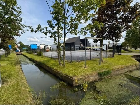 commercieel te koop in puurs