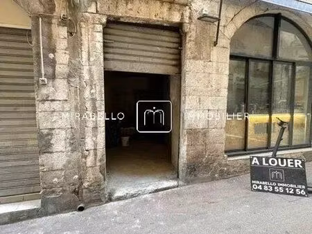 location local industriel 1 pièce 11 m² à nice (06000)