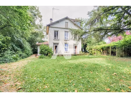 vente maison 9 pièces 200 m² à chaville (92370)  1 339 000 €