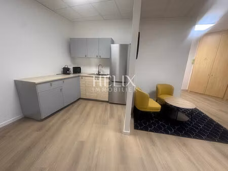 bureaux 3 pièces de 95.56 m2