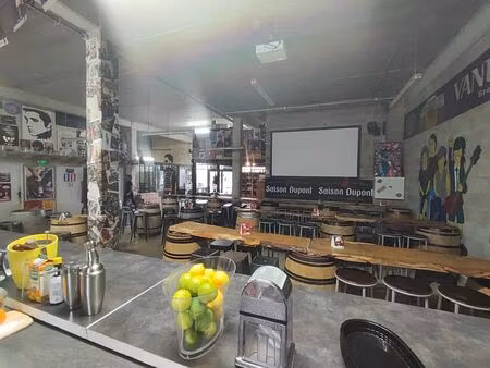 location commerce chasseneuil du poitou 420 m²