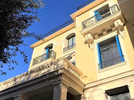 exclusivite : nice mont boron-studio 20m²