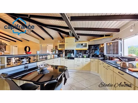 vente villa 10 pièces 267 m² à sainte rose (97115)  455 000 €