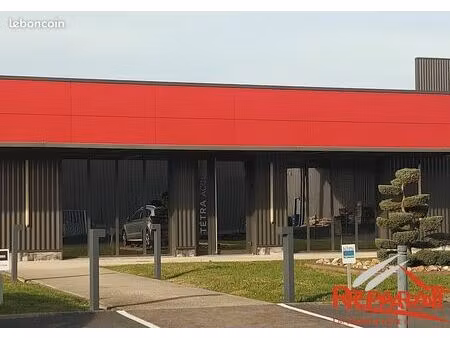 bureaux 81 m² saint-pantaléon-de-larche