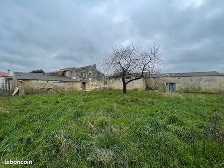 terrain 466 m² la jarne