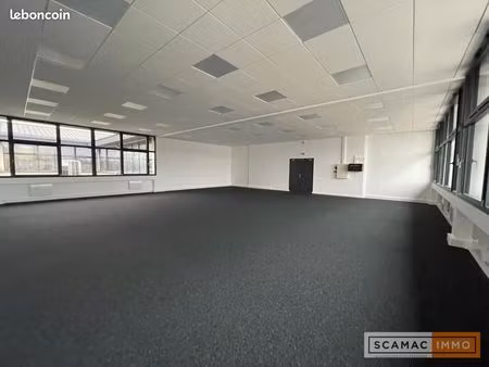 bureau 159 m²