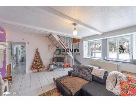 appartement 3 pièces 101 m²