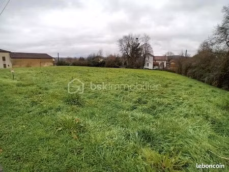 terrain 2 777 m² beauchalot