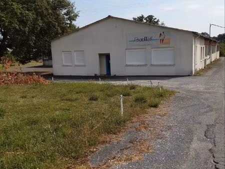 bâtiment industriel à vendre