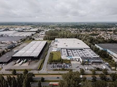 entrepôts (1 407 - 17 931 m²) à louer à bornem anvers