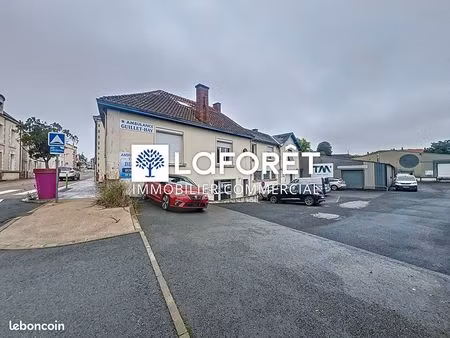 local 440 m² cerizay