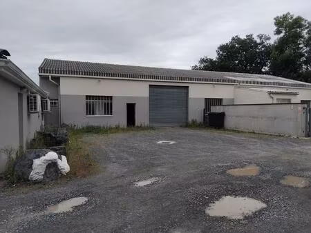 la fouillouse zone artisanale depot et bureaux