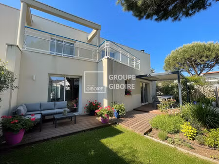 a vendre - agence giboire - maison familiale d'architecte a la baule a 250 m de la mer