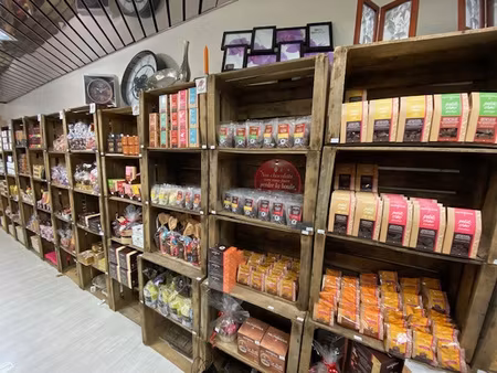 fonds de commerce - 150 m2