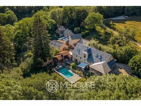 propriété à saint-germain-du-teil