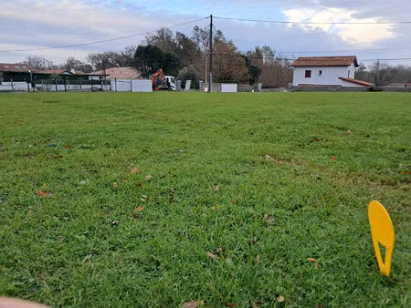terrain villefranque 900 m2