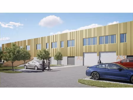 à vendre - terrain de 22 300 m² - entraigues