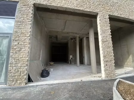 local commercial a louer - 77176 - savigny le temp a louer