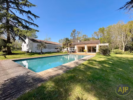 maison familiale de plus de 230 m² habitables - venansault