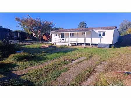 terrain de loisir avec mobil-home