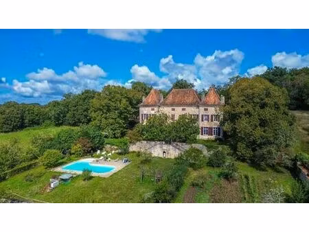 maison de 18 pièces de luxe en vente varaignes  nouvelle-aquitaine