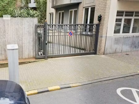 parking à louer à saint-gilles (vbc12270)