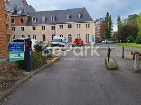 parking à louer à namur (vbc12097)