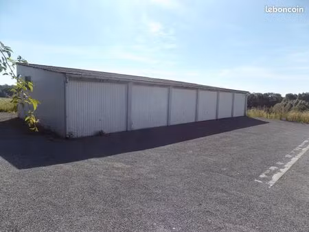 garage / box à vervins