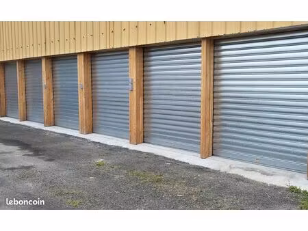 garage/box 12 m² martigne ferchaud