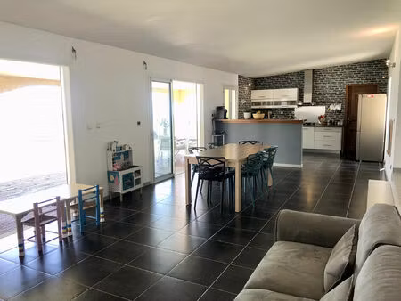 vente maison 4 pièces 109 m² saint-pierre (97410)