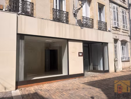 vente local commercial avec vitrine  agen hyper-centre