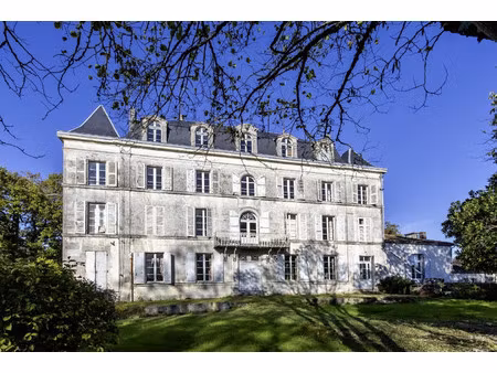 demeure à vendre à segonzac