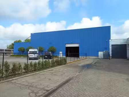 groot magazijn/garage/opslagruimte