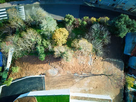 vente terrain 896 m² carnoules (83660)