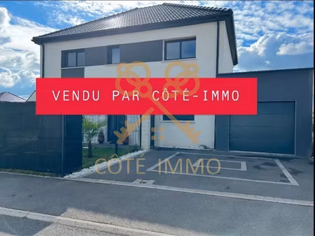 vente maison 6 pièces 145 m² à ostricourt (59162)  392 000 €