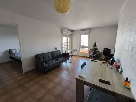vente appartement 2 pieces quartier capouchine nimes