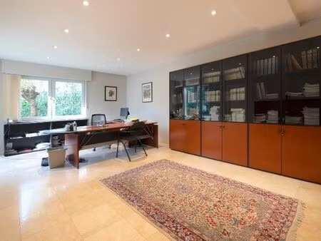 bien professionnel à vendre à sint-denijs-westrem € 385.000 (l0uob) - affinimmo | zimmo