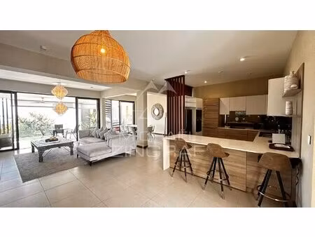 ile maurice - penthouse avec magnifique vue sur l’océan - grand baie - mzimc341