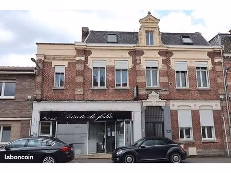 immeuble 430 m² dechy