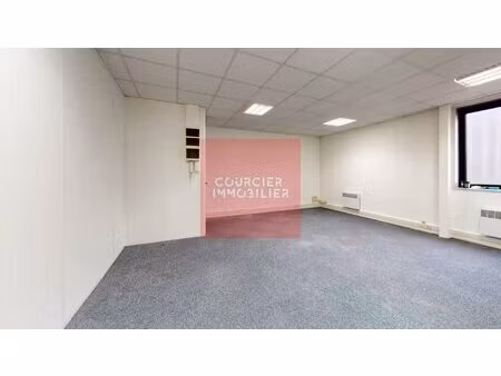 coignieres (78) - bureaux a vendre 69 m²