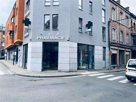 dinant - rez commercial a vendre emplacement ideal