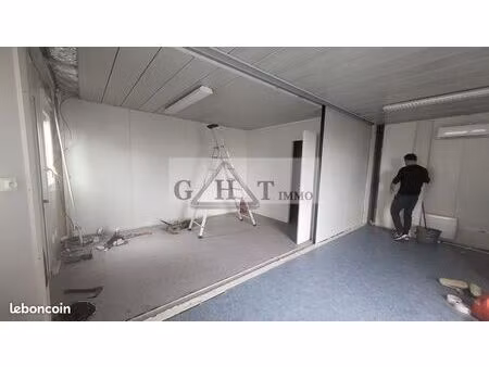 commerce 955 m²
