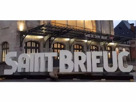 vente commerce 130 m² saint-brieuc (22000)