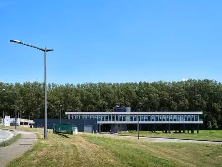 artémis - atelier de 130 m²