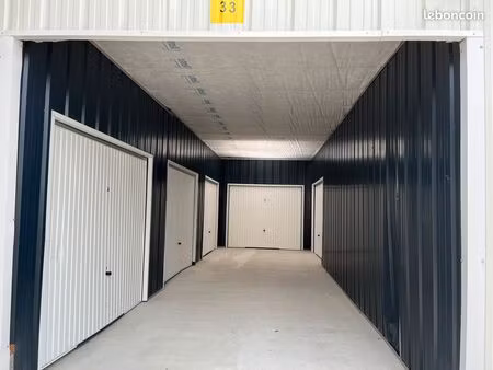 box de stockage de 18 à 115 m²