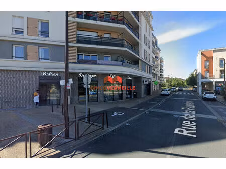 emplacement de parking fermé