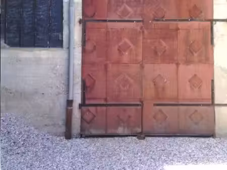 garage pour entreposage véhicule ou meubles à l'année