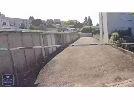 parking à louer - dijon (21) - 56€